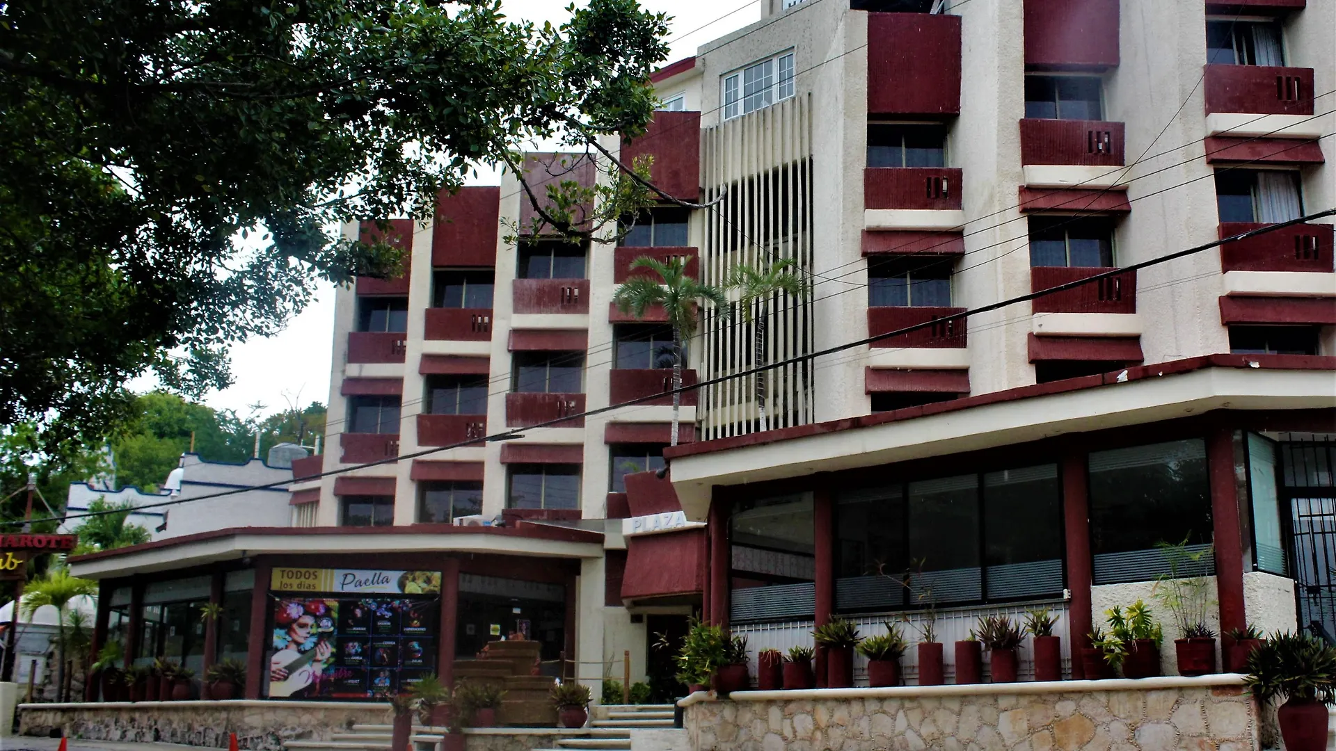 ****  Hotel Plaza Kokai Cancun Mexico
