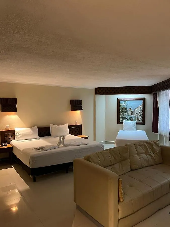 Hotel Plaza Kokai Cancun