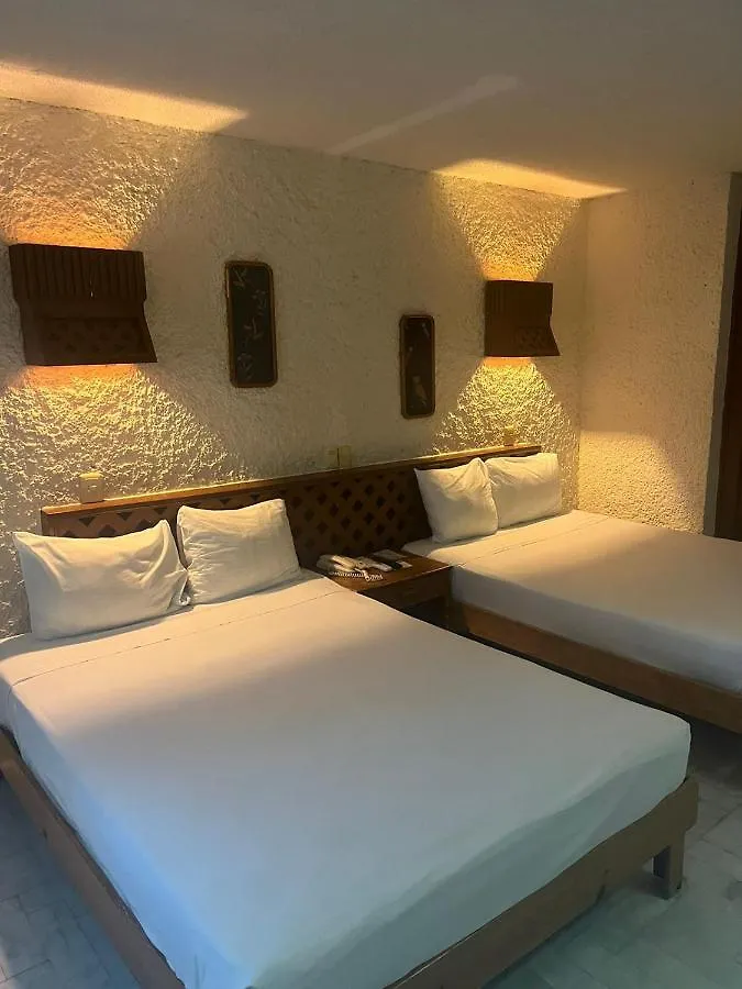 Hotel Plaza Kokai Cancun