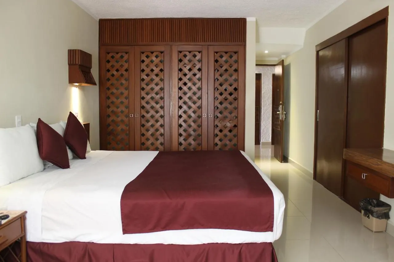 Hotel Plaza Kokai Cancun