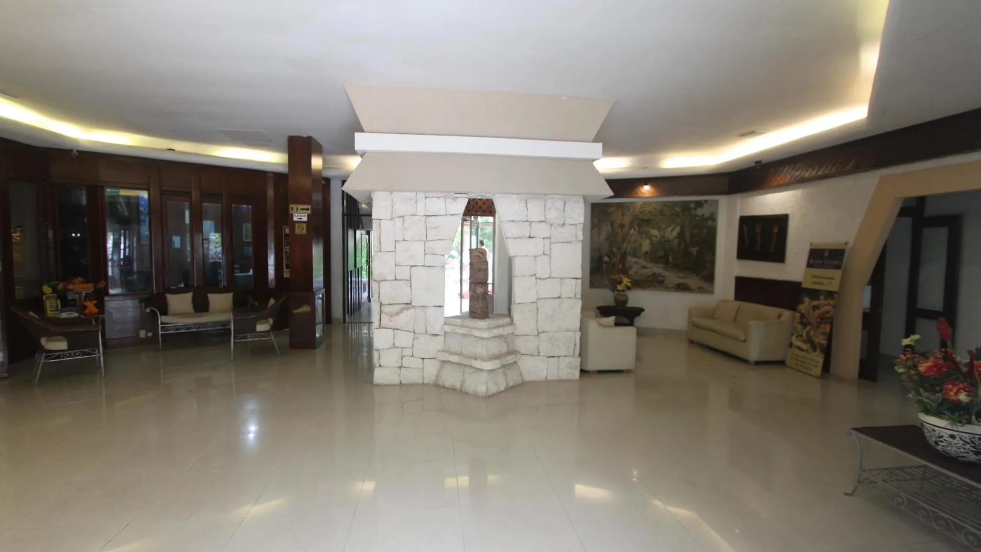 Hotel Plaza Kokai Cancun