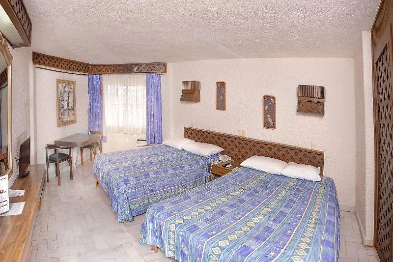 Hotel Plaza Kokai Cancun