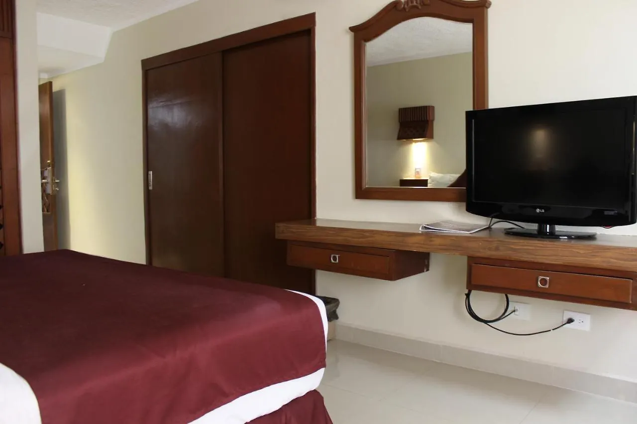 Hotel Plaza Kokai Cancún